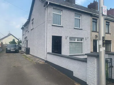 Shabby Chic on William Street 3 bedroom townhouse in the centre of Bellaghy Hotels in der Nähe von Beechtree