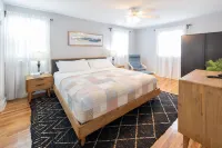 A charming, stylish guesthouse in the heart of Towson.