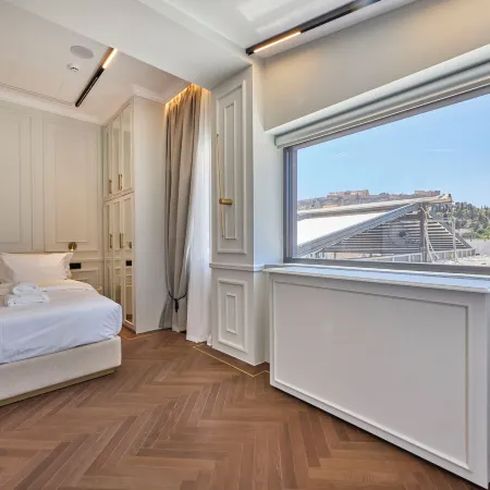 Ermou 99 Intelligent Private Suites Отели рядом с достопримечательностью «Улица Адриана»