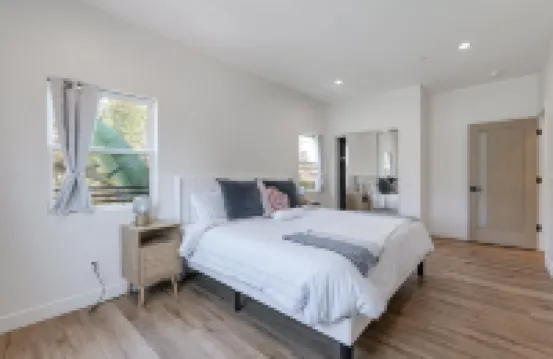 La Haven Spacious Townhome