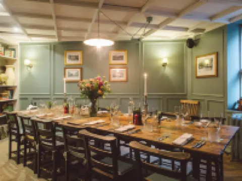 Bel and the Dragon-Churt Hotels in Farnham