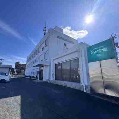 ビジネスホテル おかだ家 豊橋店 Hotel Exterior