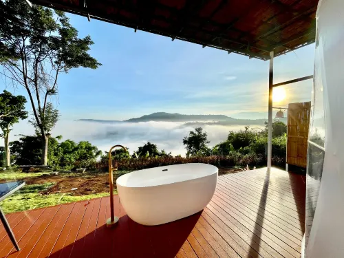 Khao Kho River Camp - parking