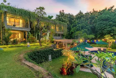 Alamanda Lovina Resort Hotel in zona Coba Baca Public Library