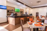 Best Western Las Mercedes Airport - bar