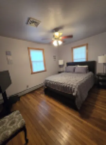 Your Conneaut Lake Getaway: Comfy 3Br Duplex, Hot Tub, Fenced Yard!