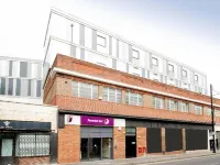 London Brixton Hotels near لامبث