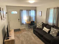 Cliffside Getaway: Turning Stone, Vernon Downs,etc Hotels in Vernon