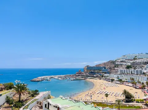 Penthouse on the Ocean by Alquiler de Sueno