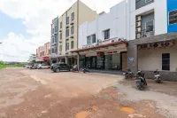 Urbanview Trans Hotel Batam by RedDoorz Langit Lingga Store 주변 호텔