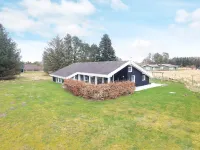 10 person holiday home in Bindslev-By Traum