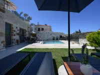 Cozy Villa with Garden View - 3-Star