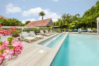 Hôtel Frégate Bleue - Pool