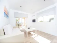 Sun Of The Bay 3 (b3 - A3) - Apartment. Free Wifi - جاكوزي
