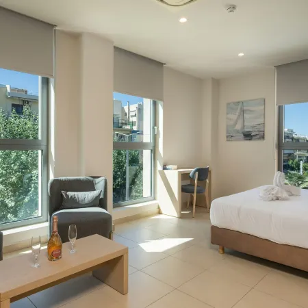 Trianon Luxury Apartments & Suites