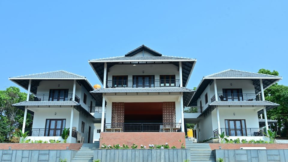 Hillock Vista Homestay by Aarika Resorts