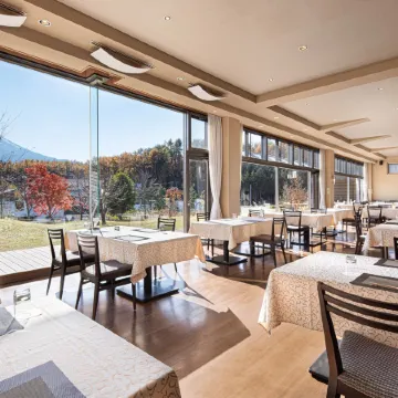 The Gran Resort Princess Fujikawaguchiko Отели рядом с достопримечательностью «Железнодорожная станция Фудзисан»