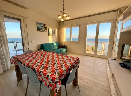 Wonderful Beachfront Apartment - Beahost