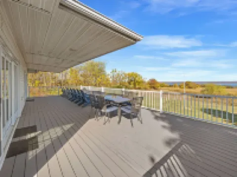 Panoramic Lake View Retreat with Firepit! Centrally Located on Wine Trail! Hotels in Yates County