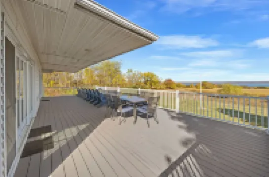 Panoramic Lake View Retreat with Firepit! Centrally Located on Wine Trail!