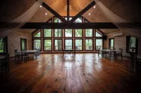 Willow Falls Inn Hotels in Fannin County