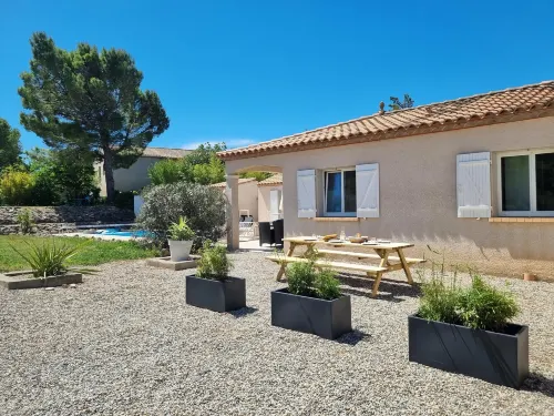 Villa in Castelnau d'Aude with Heated Pool