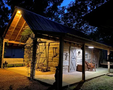 Pecan Grove Cottages Hotels in Weakley County