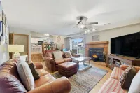 Hot Tub - Pool Table - Fire Pit - Family Friendly!  Hosted by Homes by CNJ. Hotels in Sedgwick County