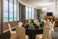 Holiday Inn MOBILE-DWTN/HIST. DISTRICT by IHG - breakfast