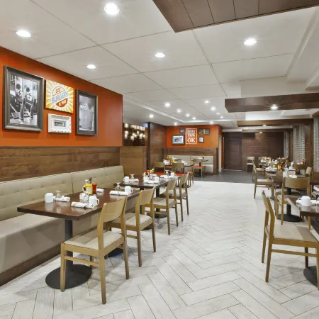 Holiday Inn COLUMBUS DWTN-CAPITOL SQUARE by IHG