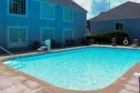 Quality Inn Crossville Near Cumberland Mountain State Park - Pools