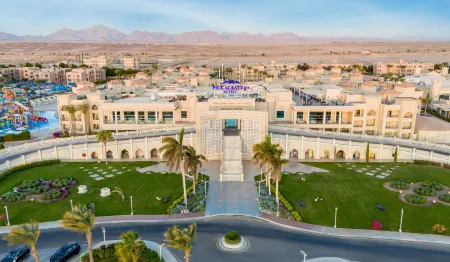 Pickalbatros Aqua Blu Resort - Hurghada Отели в г. Хургада