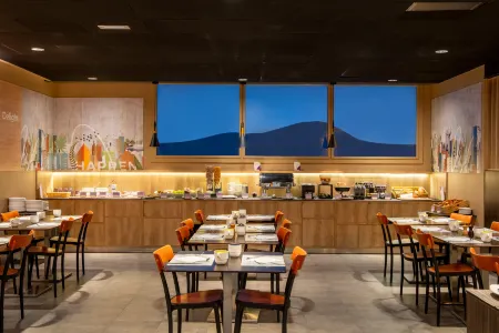 Spark by Hilton Lyon Ouest Отели в г. Сен-Дидье-О-Мон-д'Ор