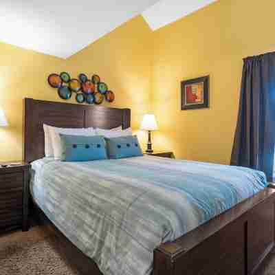 Branson Getaway - Condo for 6 in Epic Location! Rooms