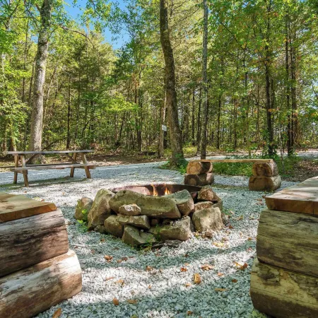 Hidden Hollow - Desirable Ozark Glamping!