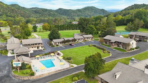 Talley Ho Inn Hotels in Forneys Creek