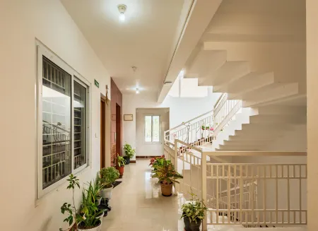 Ambalath Maple Leaves - Hostel Отели рядом с достопримечательностью «KANNENGATH K.L.D.C. Water source»