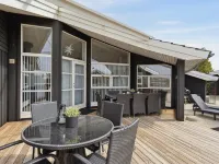 "Arnod" - 400m from the Sea