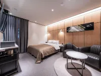 Cielo Hotel Отели рядом с достопримечательностью «Храм Тэдоса»
