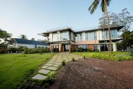 Anansa Boutique Hotel by the Kannur Club Отели рядом с достопримечательностью «Cannanore Lighthouse»