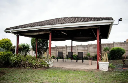 Ekhaya Lodge