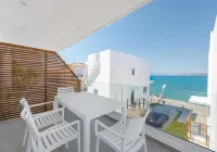 Costa Vasia Suites & Apartments - Ocean View