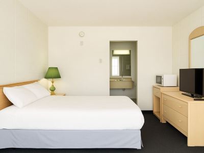 Silver Crest Lodge