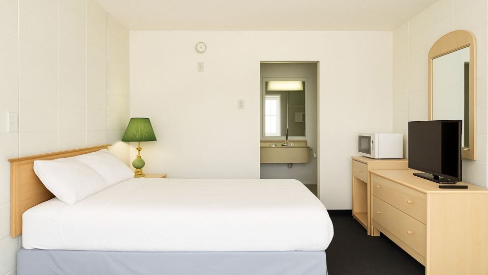Silver Crest Lodge
