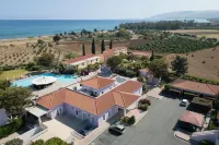Akamanthea Holiday Village - Sea View