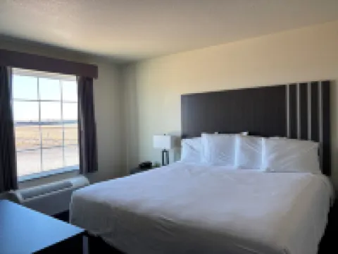 Iron Creek Inn & Suites
