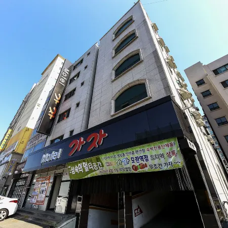 Seongnam Moran Gaja Motel Отели рядом с достопримечательностью «Парк Хвансон»