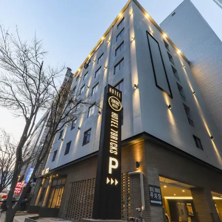 Gwangju Sangmu Hotel 7 Bricks
