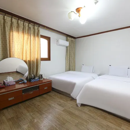 Grand Motel