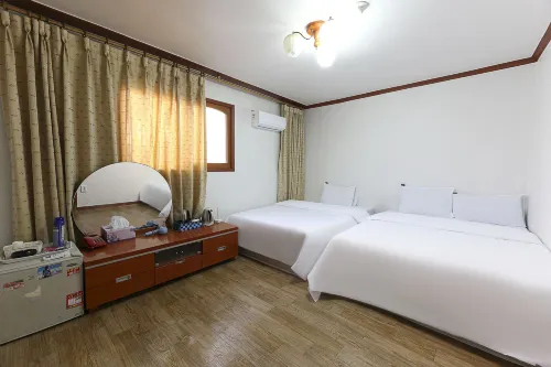 Grand Motel - 2 ดาว